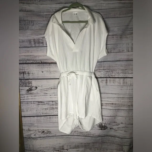 VENUS White Short Sleeve Terry Cloth Romper size 2X NWOT - Picture 2 of 15
